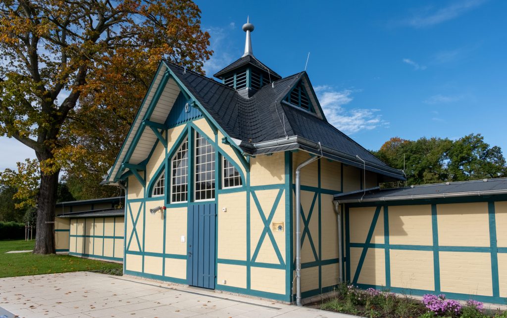 Dreibrunnenbad